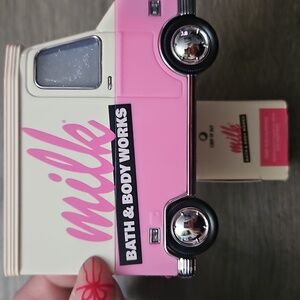 MILK BAR TRUCK NIGHTLIGHT Wallflower Plug Oil Scent BATH & BODY WORKS NEW
